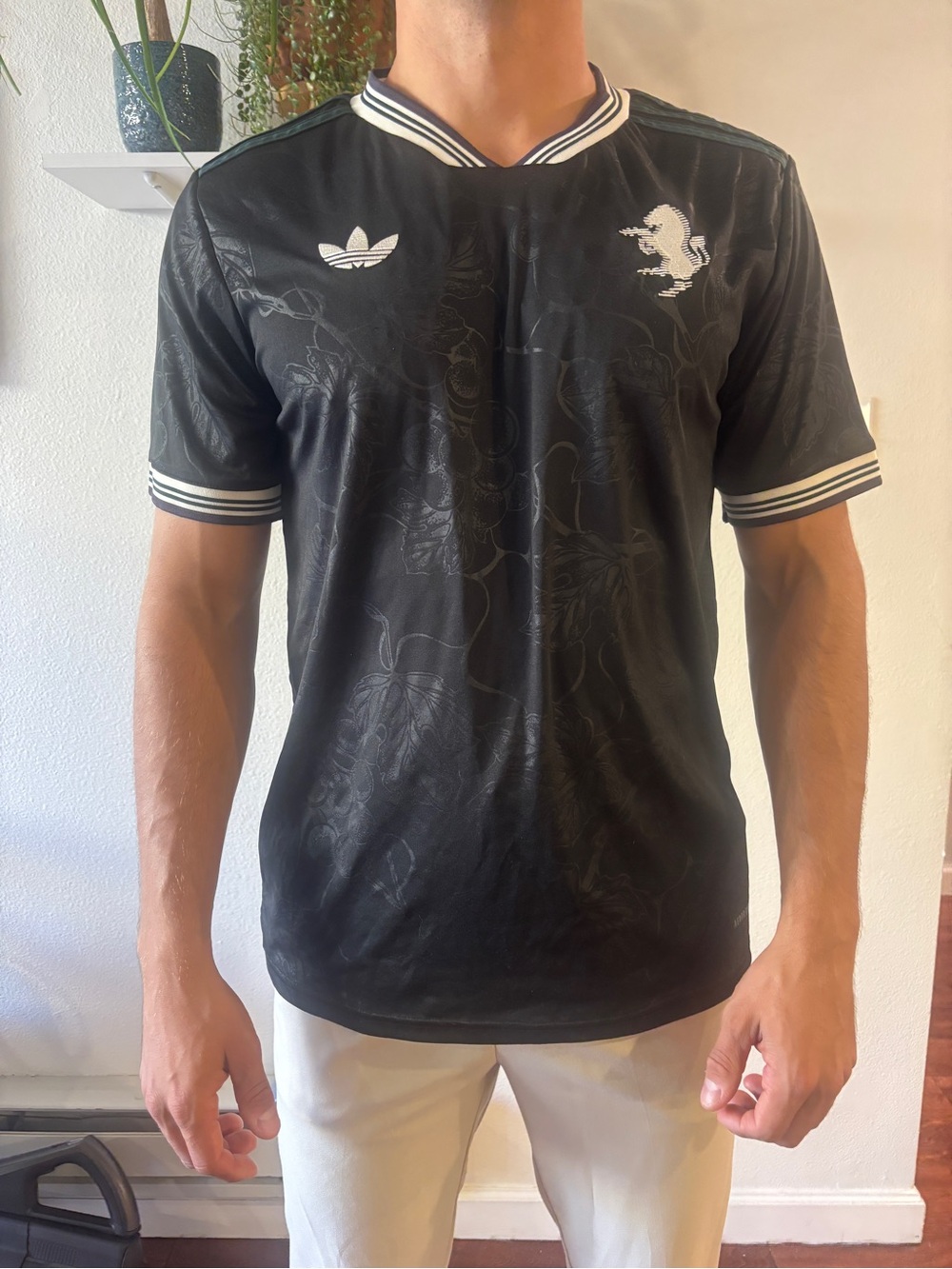 Juventus Adidas Men's Short Sleeve Shirt